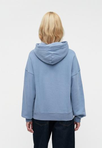 Пуловер с капюшоном