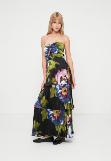 Коктейльное платье