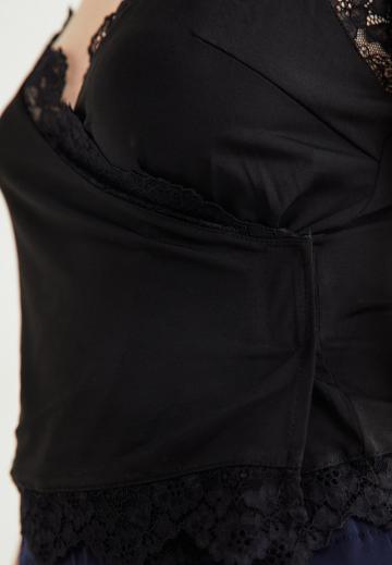 Топ на бретельках