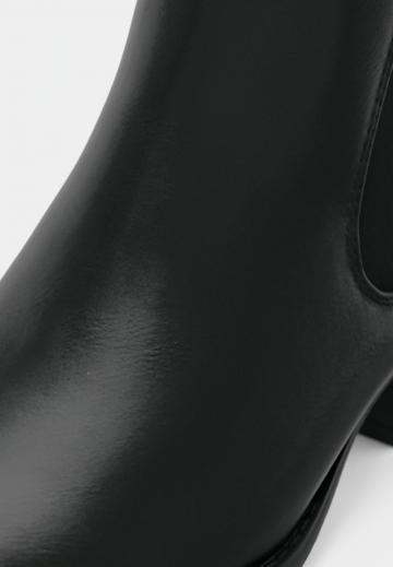 Ботинки челси