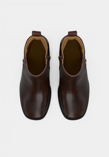 Полусапожки на высоком каблуке