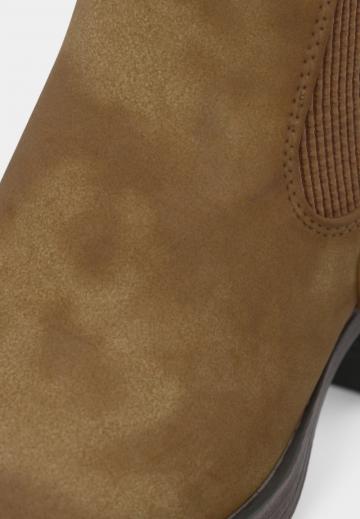 Ботинки челси