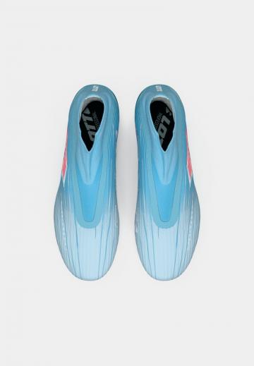 Футбольные бутсы