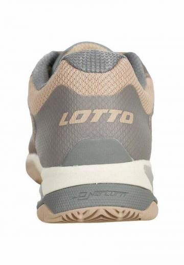 Теннисные кроссовки