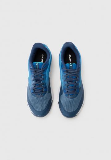 Теннисные кроссовки