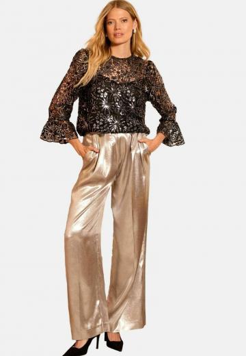 Кружевная блузка