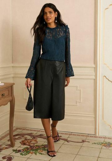 Кружевная блузка