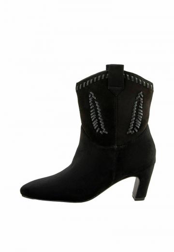 Ковбойские сапоги