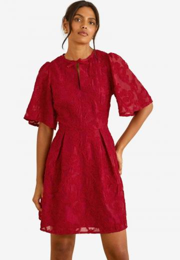 Короткое платье