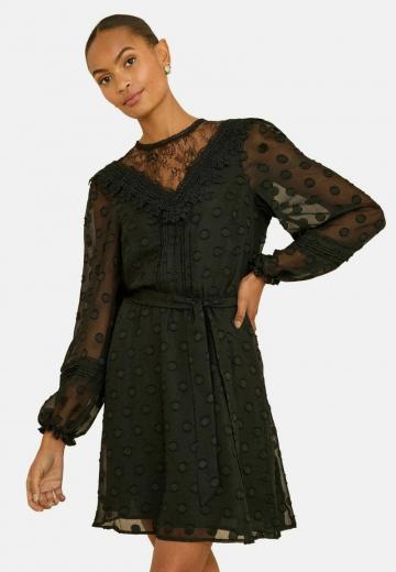 Короткое платье