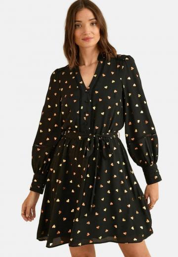 Короткое платье