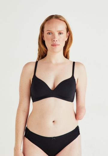 Бюстгальтер