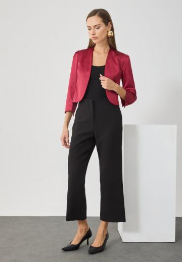 Короткий блейзер