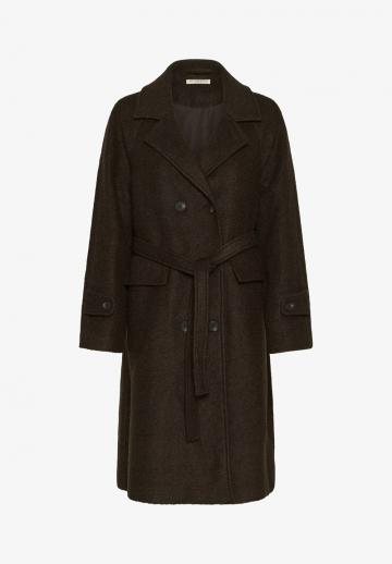 Шерстяное пальто