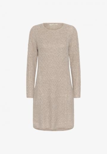 Вязаное платье