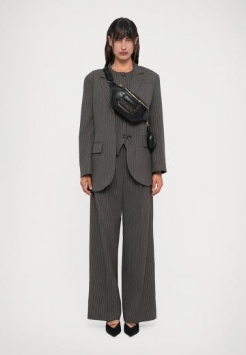 Сумка на пояс