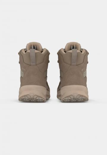 Походные ботинки