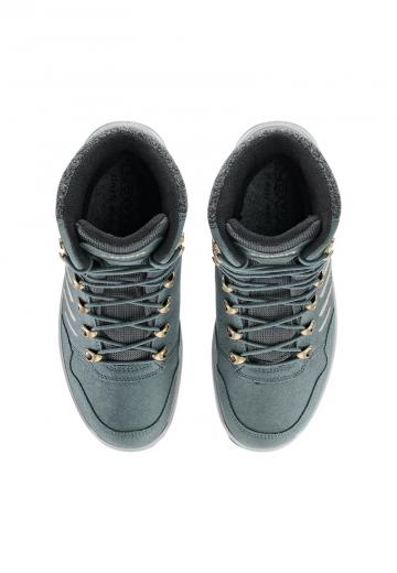 Походные ботинки