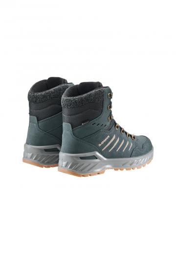 Походные ботинки