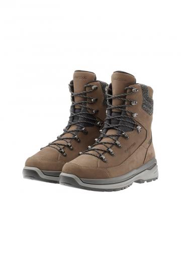 Походные ботинки