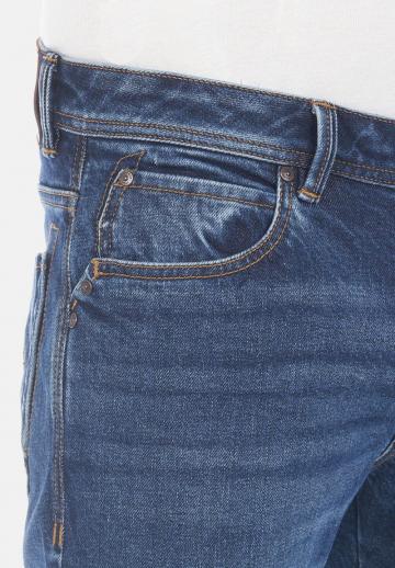 Клешеные джинсы