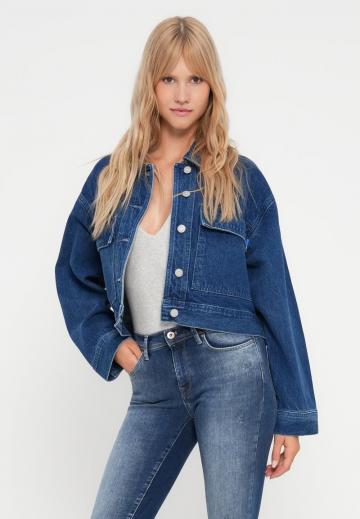Джинсовая куртка