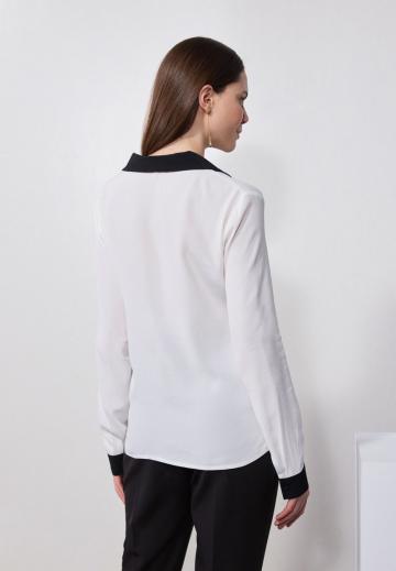 Атласная блузка
