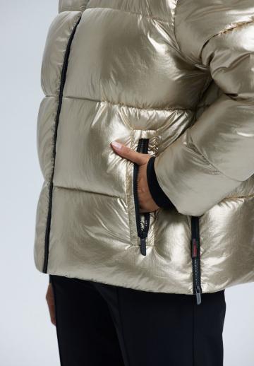 Спортивная куртка