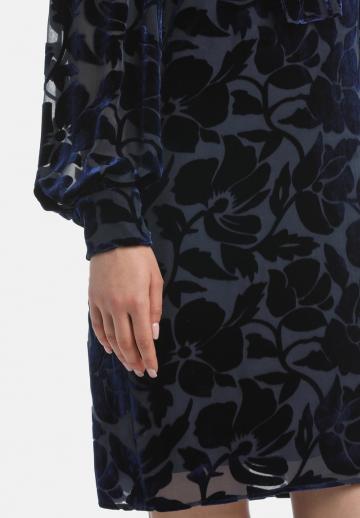 Короткое платье