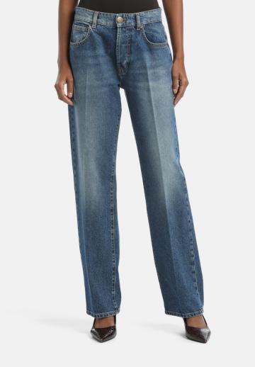 Прямые джинсы