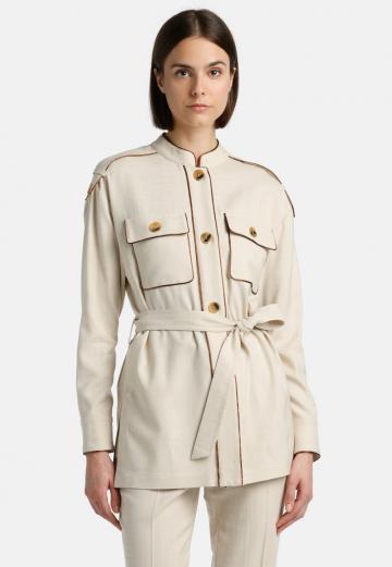 Блейзер с накладными карманами