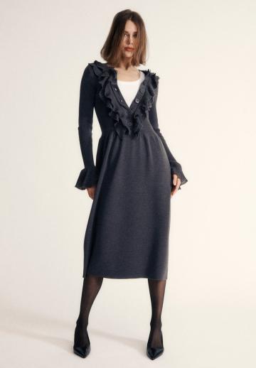 Вязаное платье