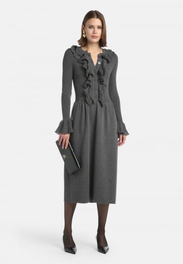 Вязаное платье