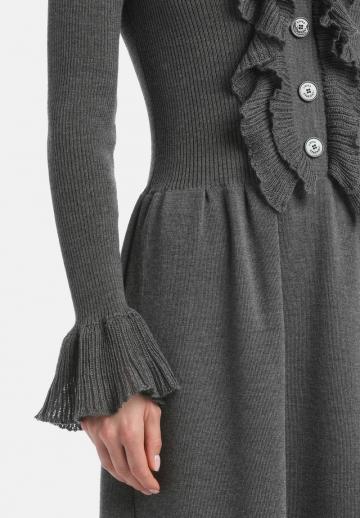Вязаное платье