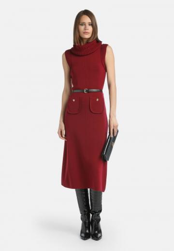 Вязаное платье