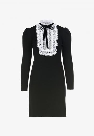 Вязаное платье