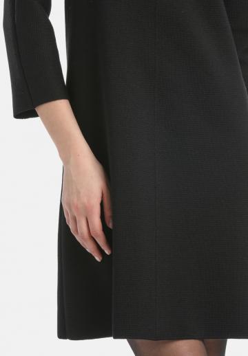 Вязаное платье