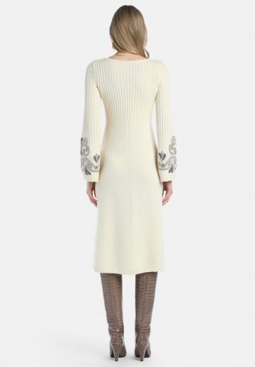 Вязаное платье