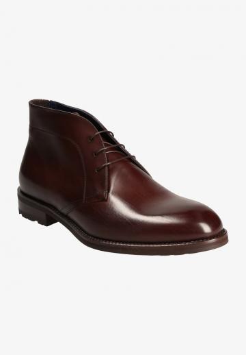 Ботинки на шнуровке