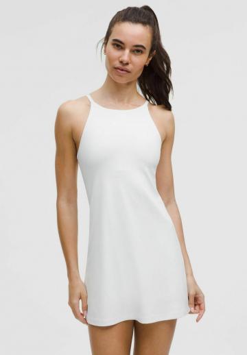 Спортивное платье