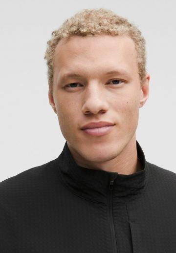 Флисовая куртка