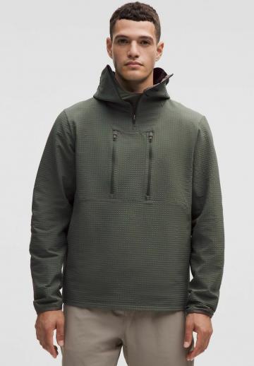 Спортивная кофта