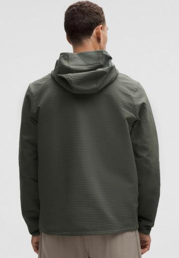 Спортивная кофта