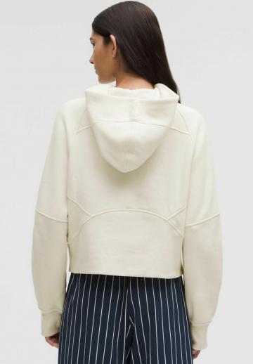 Спортивная толстовка