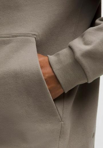 Спортивная кофта