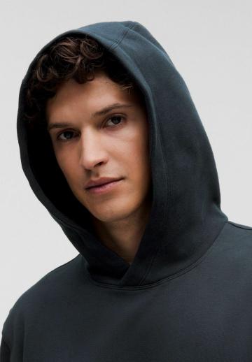 Спортивная кофта