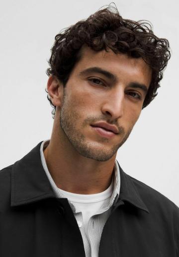 Спортивная куртка