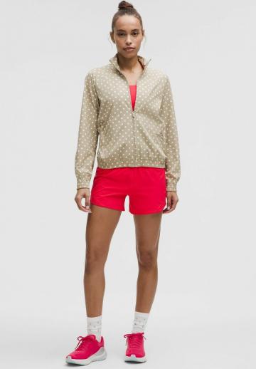 Спортивная куртка