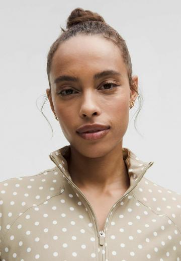 Спортивная куртка