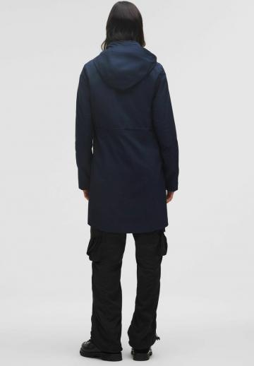 Спортивная куртка